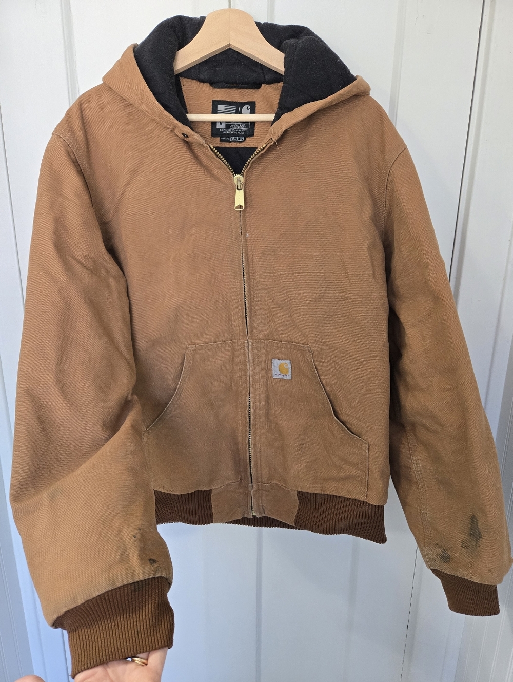 Carhartt Mens Flannel-Lined Active Jacket Loose Fit Size M Broken In Rugged Hood